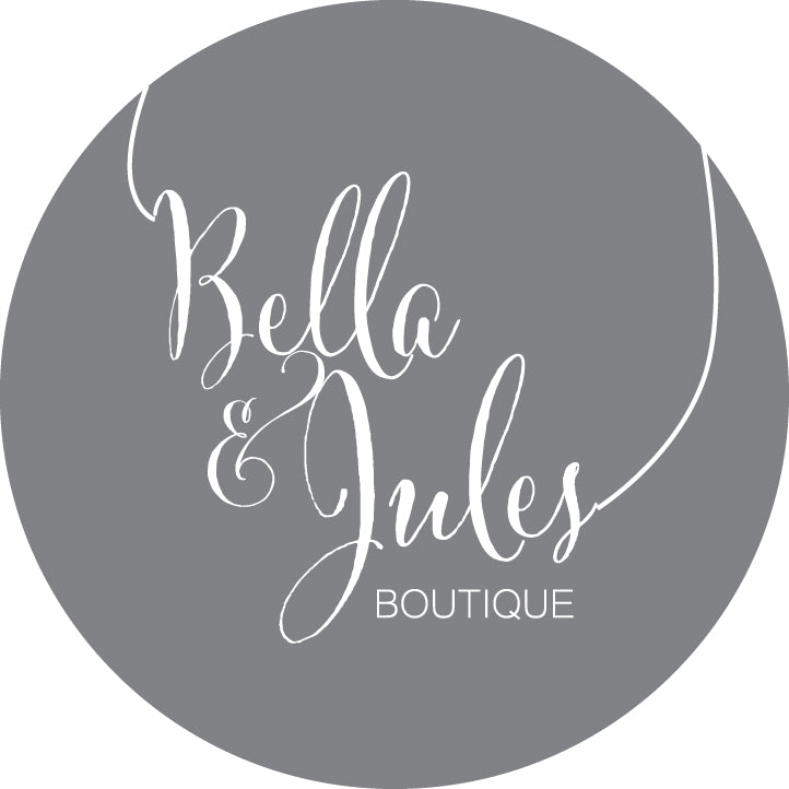 About us www.bellaandboutique